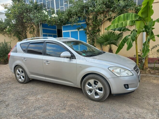 Kia Ceed 2007, 290,000 km - 1.6 l - Tovuz