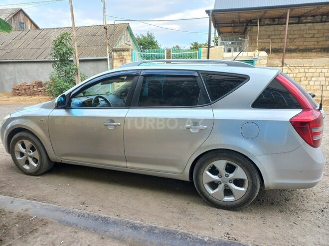 Kia Ceed 2007, 290,000 km - 1.6 l - Tovuz