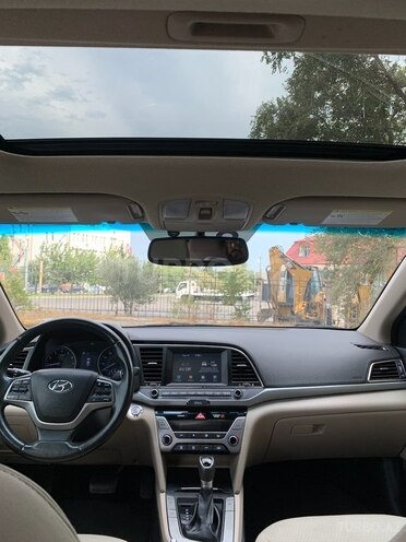 Hyundai Elantra 2016, 127,000 km - 2.0 l - Bakı