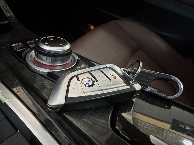 BMW 528 2013, 143,500 km - 2.0 l - Bakı