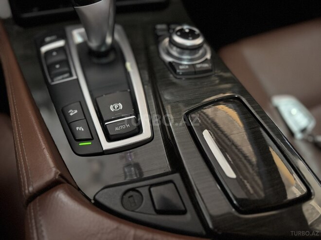 BMW 528 2013, 143,500 km - 2.0 l - Bakı
