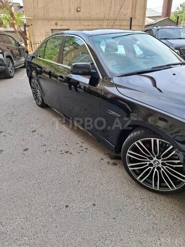 BMW 525 2005, 385,000 km - 2.5 l - Bakı