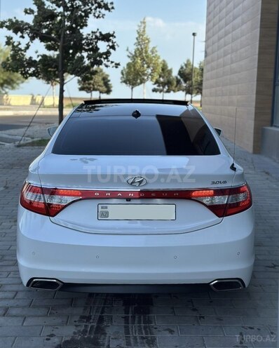 Hyundai Grandeur 2015, 178,000 km - 3.0 l - Bakı