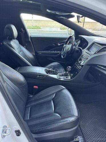 Hyundai Grandeur 2015, 178,000 km - 3.0 l - Bakı