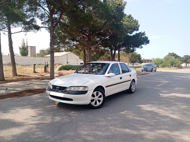Opel Vectra 1997, 320,437 km - 1.8 l - Sumqayıt