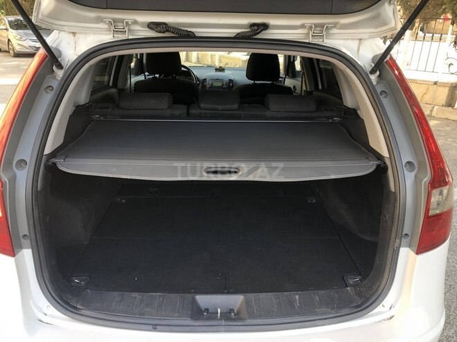 Hyundai i30 2010, 254,096 km - 1.6 л - Bakı