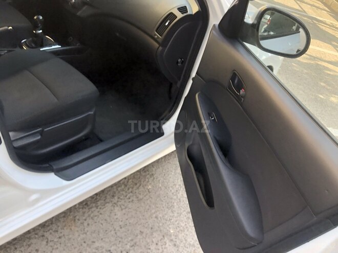 Hyundai i30 2010, 254,096 km - 1.6 л - Bakı