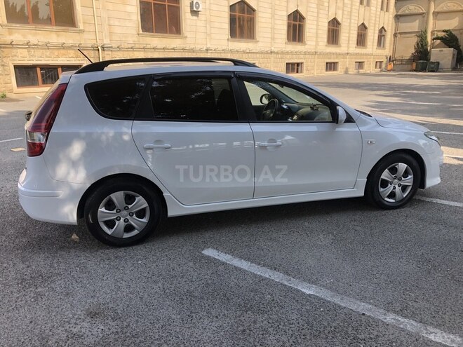 Hyundai i30 2010, 254,096 km - 1.6 л - Bakı