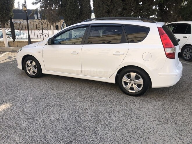 Hyundai i30 2010, 254,096 km - 1.6 л - Bakı