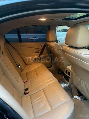 BMW 525 2007, 320,000 km - 2.5 л - Goranboy