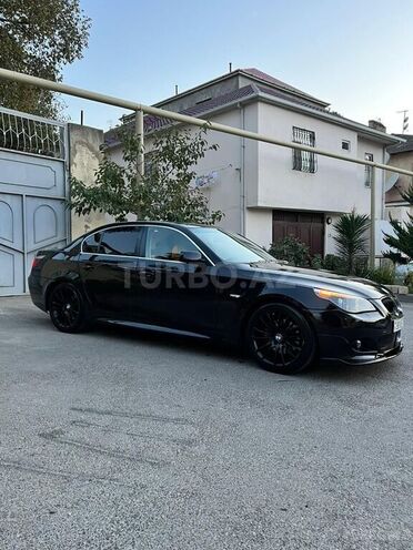 BMW 525 2007, 320,000 km - 2.5 л - Goranboy