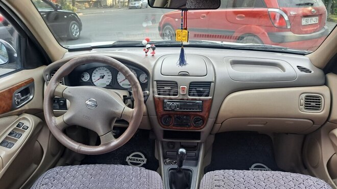 Nissan Sunny 2005, 293,000 km - 1.6 l - Gəncə
