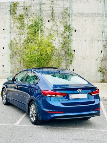 Hyundai Elantra 2018, 84,000 km - 2.0 л - Bakı
