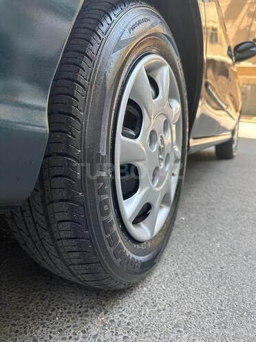 Hyundai Elantra 1999, 245,000 km - 2.0 l - Bakı