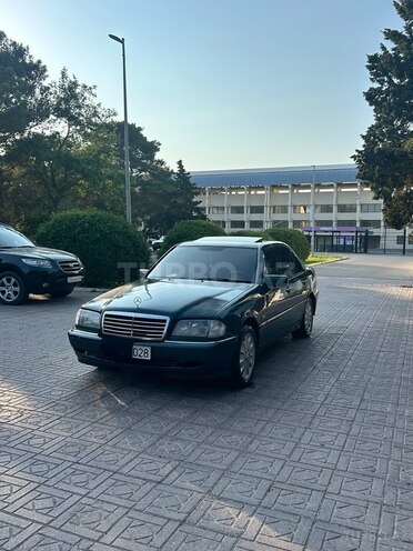 Mercedes C 200 1997, 270,000 km - 2.0 l - Sumqayıt