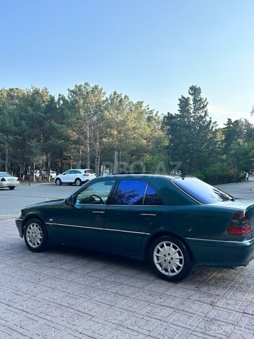Mercedes C 200 1997, 270,000 km - 2.0 l - Sumqayıt