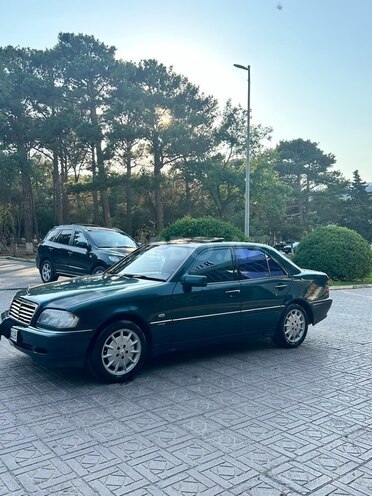 Mercedes C 200 1997, 270,000 km - 2.0 l - Sumqayıt