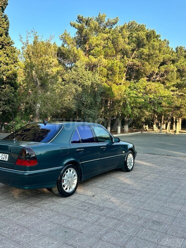 Mercedes C 200 1997, 270,000 km - 2.0 l - Sumqayıt