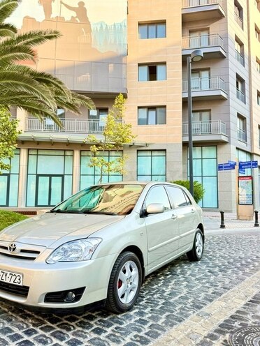 Toyota Corolla 2005, 192,405 km - 1.4 l - Bakı
