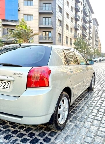 Toyota Corolla 2005, 192,405 km - 1.4 l - Bakı