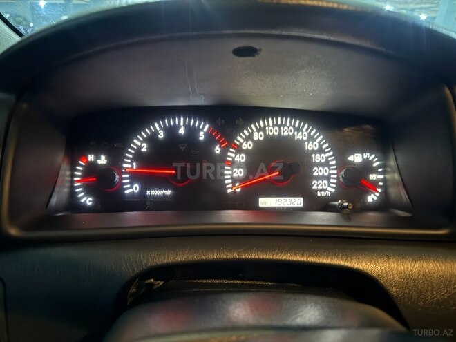 Toyota Corolla 2005, 192,405 km - 1.4 l - Bakı