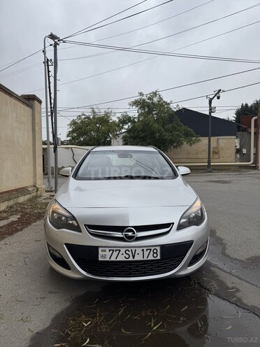 Opel Astra 2013, 175,000 km - 1.4 l - Bakı