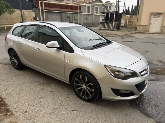 Opel Astra 2013, 175,000 km - 1.4 l - Bakı