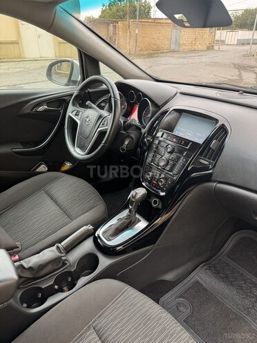 Opel Astra 2013, 175,000 km - 1.4 l - Bakı