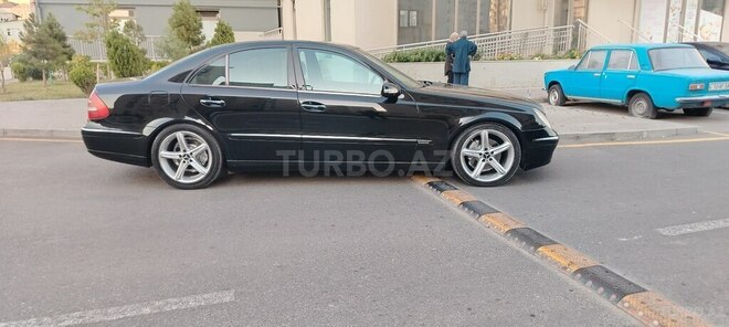 Mercedes E 320 2004, 451,716 km - 3.2 l - Bakı