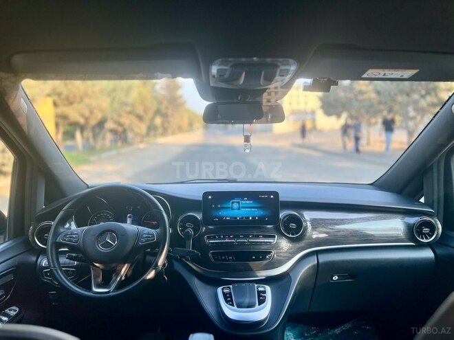 Mercedes V 250 2023, 28,700 km - 2.2 l - Bakı