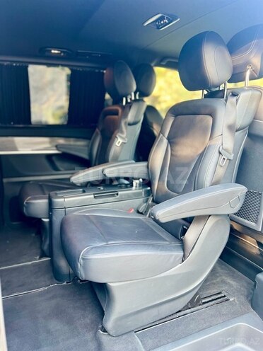 Mercedes V 250 2023, 28,700 km - 2.2 l - Bakı