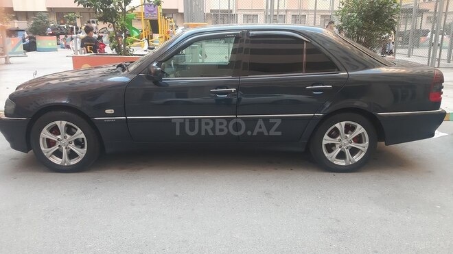 Mercedes C 180 1997, 363,000 km - 1.8 л - Bakı
