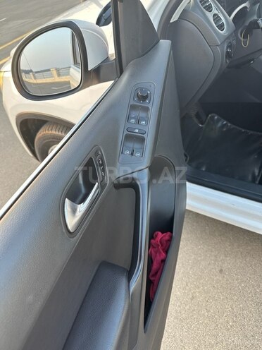 Volkswagen Tiguan 2010, 178,000 km - 2.0 л - Bakı