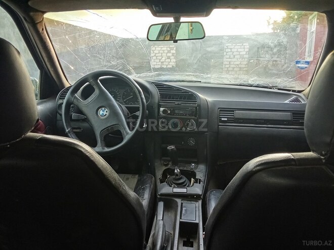 BMW 320 1993, 27,000 km - 2.0 l - Ağstafa