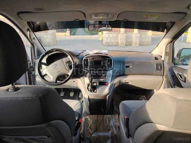 Hyundai H-1 2017, 22,000 km - 2.5 l - Bakı