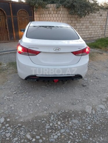 Hyundai Elantra 2013, 201,700 km - 1.8 l - Quba