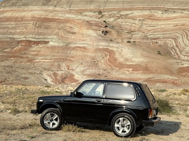 LADA (VAZ) Niva 2025, 8,941 km - 1.7 л - Bakı