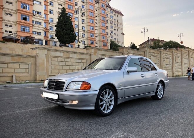Mercedes C 180 1998, 261,000 km - 1.8 л - Bakı