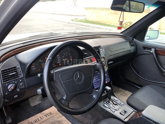 Mercedes C 180 1998, 261,000 km - 1.8 л - Bakı