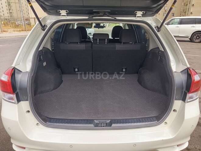 Toyota Corolla Fielder 2019, 97,000 km - 1.5 л - Bakı