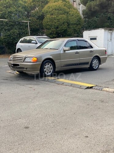 Mercedes C 240 1997, 254,445 km - 2.4 л - Bakı