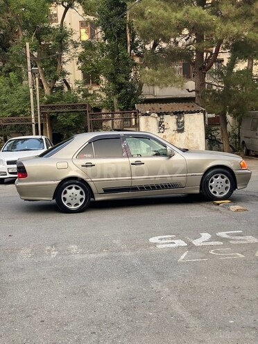 Mercedes C 240 1997, 254,445 km - 2.4 л - Bakı