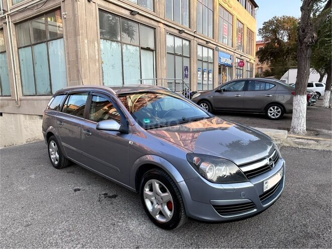 Opel Astra 2005, 175,000 km - 1.4 л - Bakı