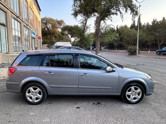 Opel Astra 2005, 175,000 km - 1.4 л - Bakı