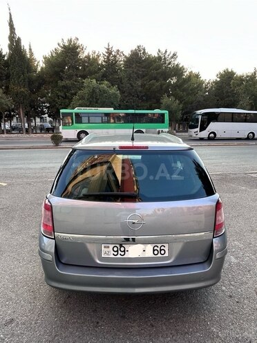 Opel Astra 2005, 175,000 km - 1.4 л - Bakı