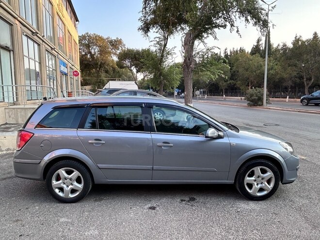 Opel Astra 2005, 175,000 km - 1.4 л - Bakı