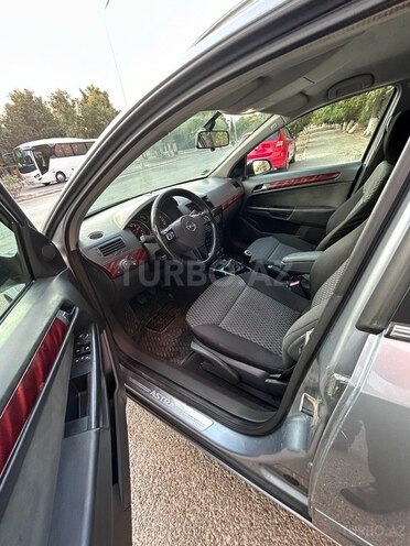Opel Astra 2005, 175,000 km - 1.4 л - Bakı