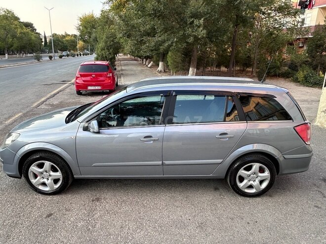 Opel Astra 2005, 175,000 km - 1.4 л - Bakı