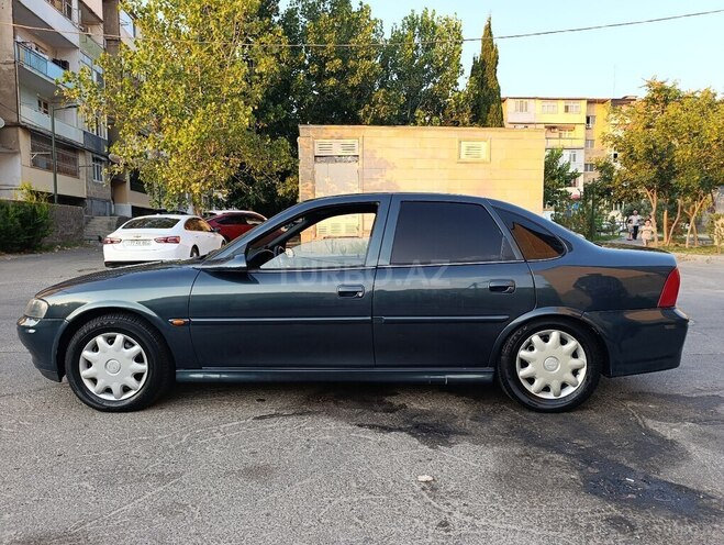 Opel Vectra 2000, 438,267 km - 2.0 l - Bakı