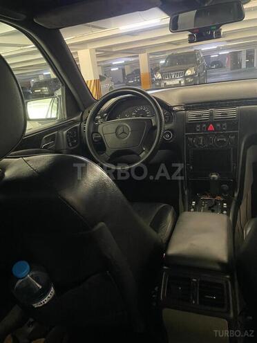 Mercedes E 230 1996, 400,000 km - 2.3 l - Bakı